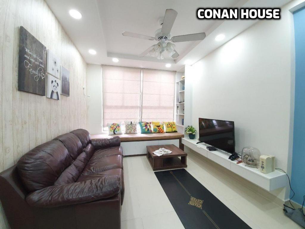 Tan Son Nhat Airport Free Pool, Gym Wifi Apartment